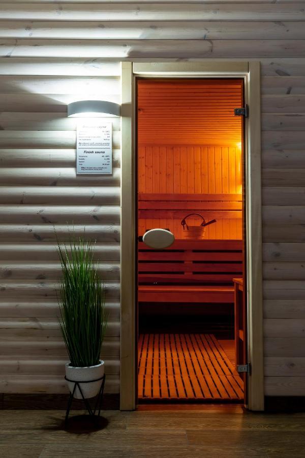 Spa Hotel Galera Kiev Bagian luar foto