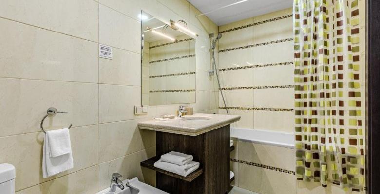 Spa Hotel Galera Kiev Bagian luar foto