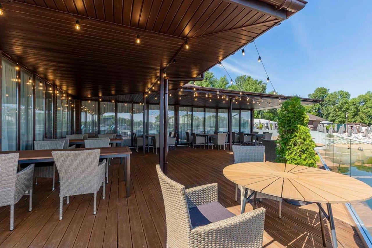 Spa Hotel Galera Kiev Bagian luar foto