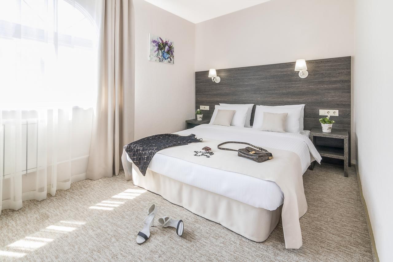 Spa Hotel Galera Kiev Bagian luar foto