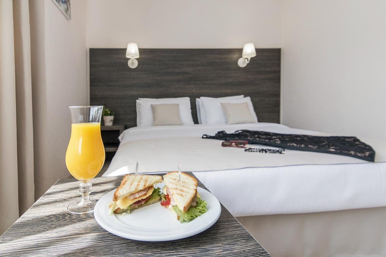 Spa Hotel Galera Kiev Bagian luar foto