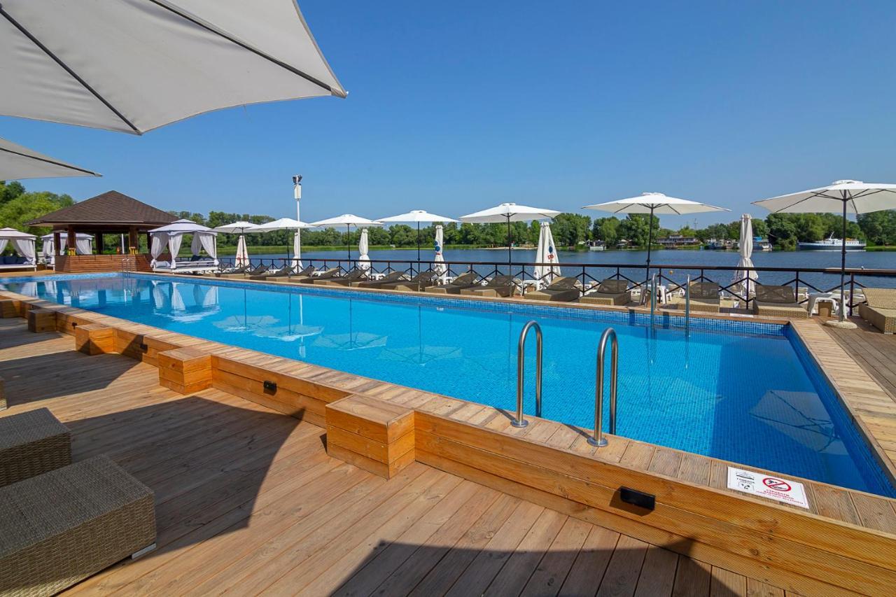 Spa Hotel Galera Kiev Bagian luar foto