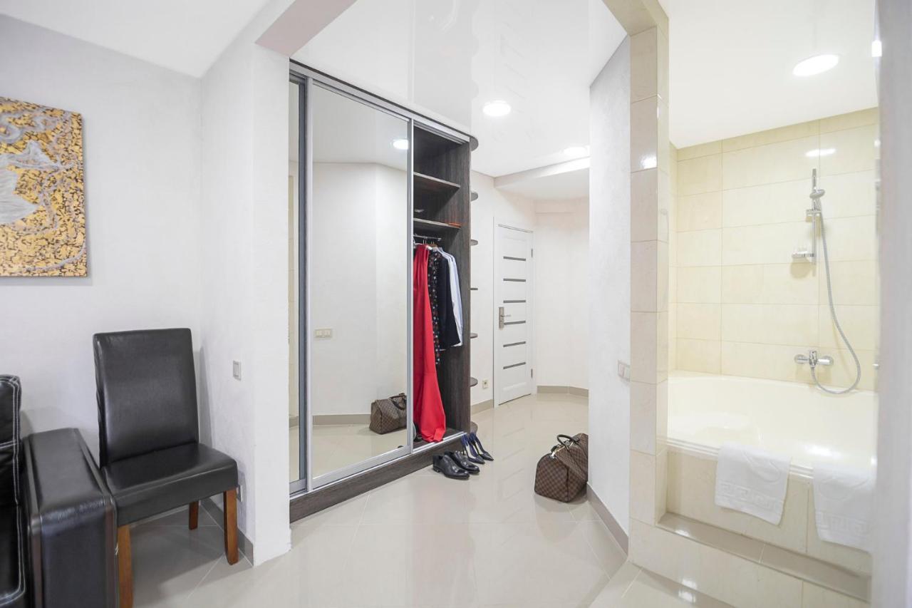 Spa Hotel Galera Kiev Bagian luar foto