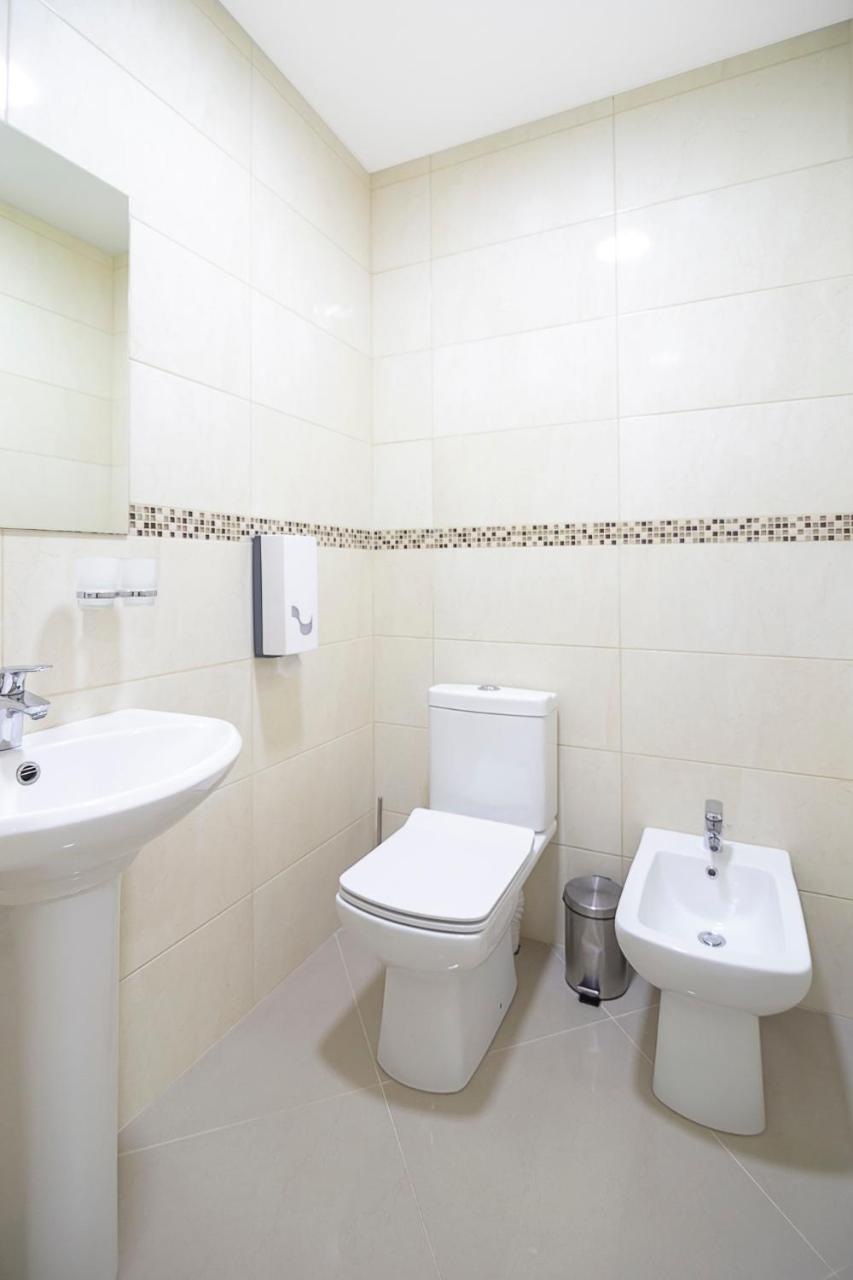 Spa Hotel Galera Kiev Bagian luar foto