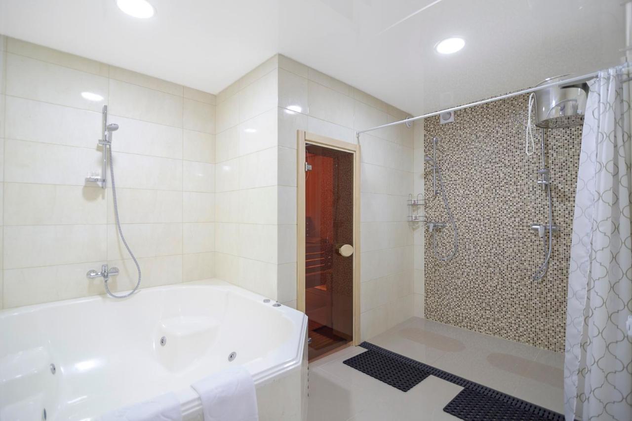 Spa Hotel Galera Kiev Bagian luar foto